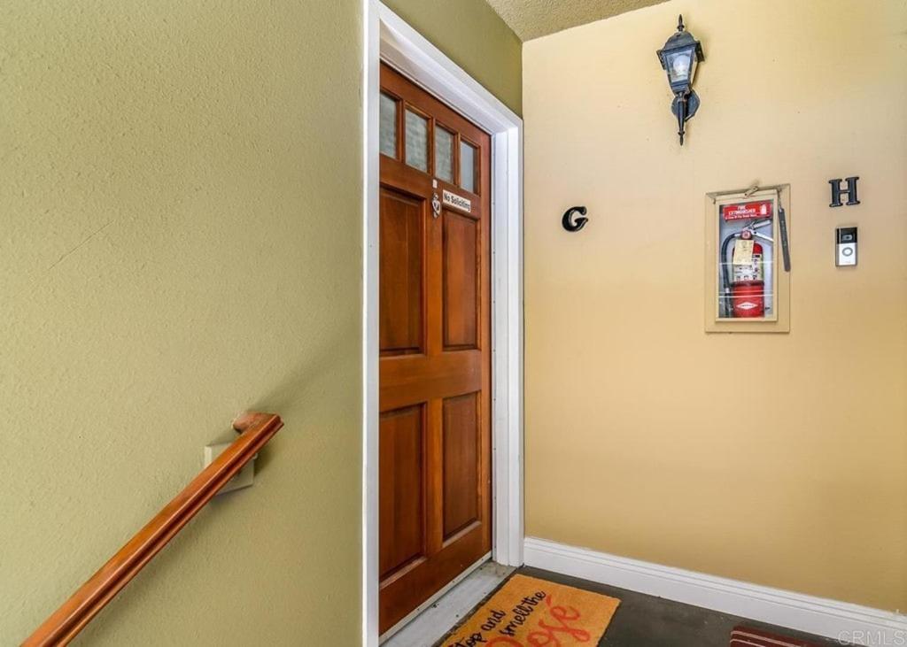 Entire Private 3-br Family Free Pool, Tub And Parking, Available Now *