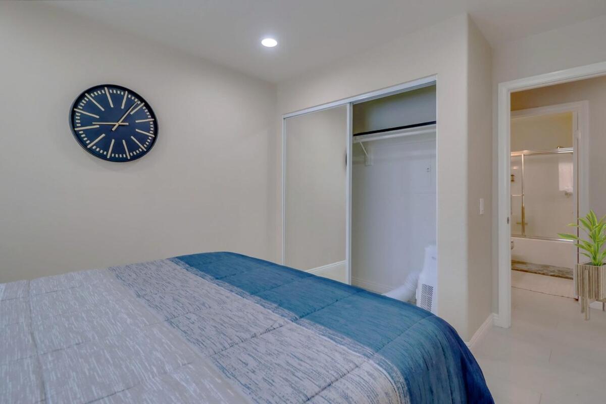Entire Private 3-br Family Free Pool, Tub And Parking, Available Now Chula Vista