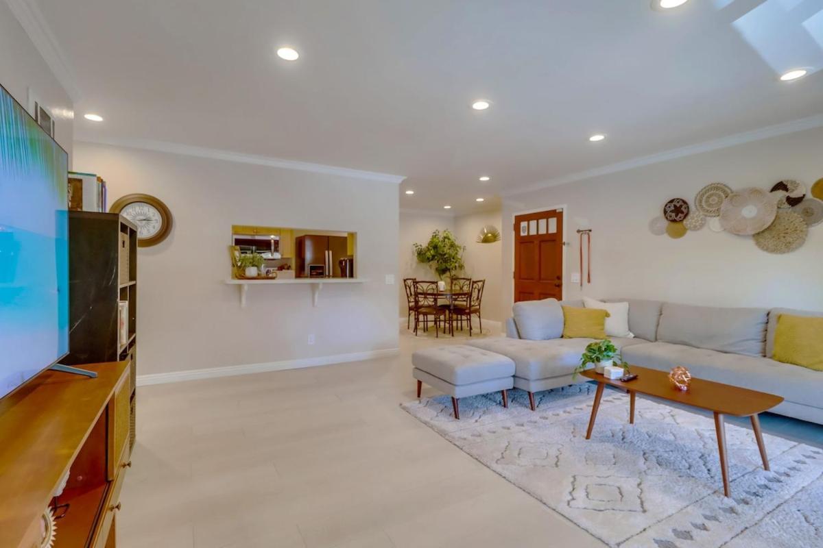 Entire Private 3-br Family Free Pool, Tub And Parking, Available Now * Chula Vista